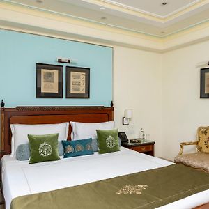 Palace King Room